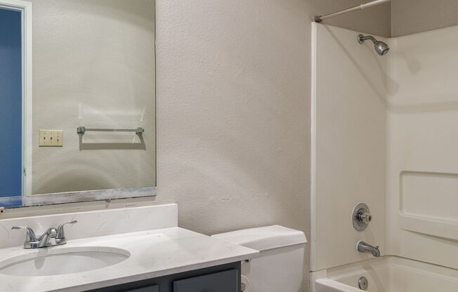 3 beds, 2 baths, 1,080 sqft, $1,950, Unit #314C