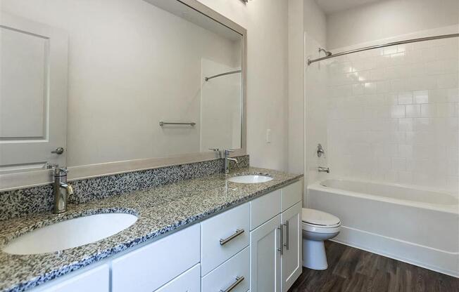 Updated Berewick Pointe Bathrooms in North Carolina Apartment Rentals