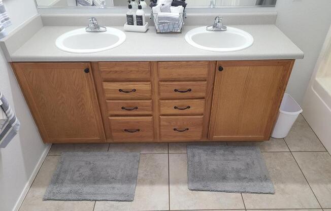 3 beds, 2 baths, 1,723 sqft, $10,500