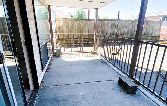 2 beds, 1 bath, 759 sqft, $2,495, Unit 19