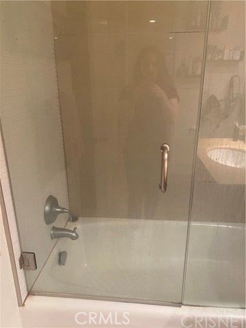 1 bed, 1 bath, 661 sqft, $3,075, Unit 208