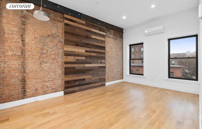 856 FULTON ST