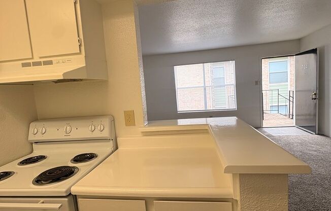 1 bed, 1 bath, 640 sqft, $885, Unit 0704