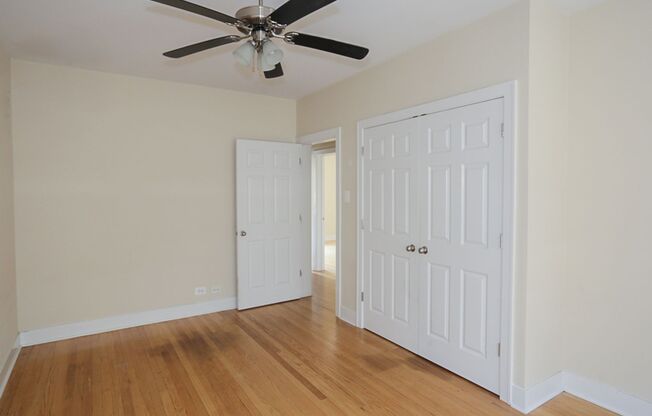 2 beds, 1 bath, 910 sqft, $2,595, Unit 1925-1