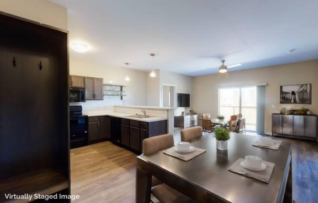 Grand Prairie Apartments & Townhomes