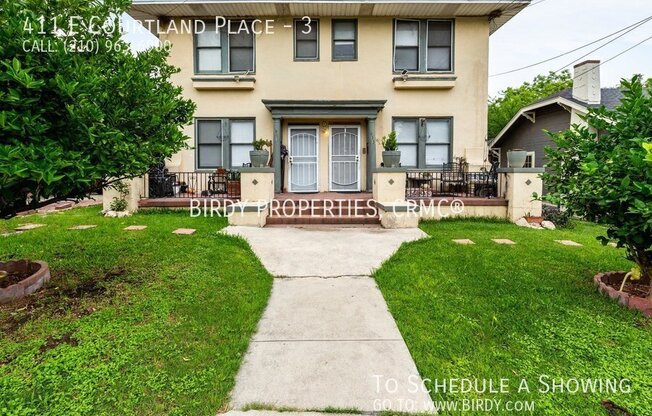 411 E COURTLAND PL