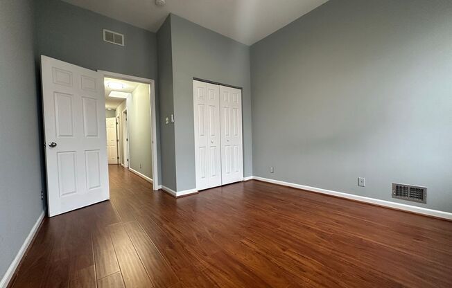 3 beds, 1 bath, $1,700