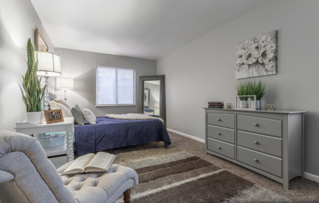 2 beds, 1.5 baths, 1,375 sqft, $1,300, Unit TH-39