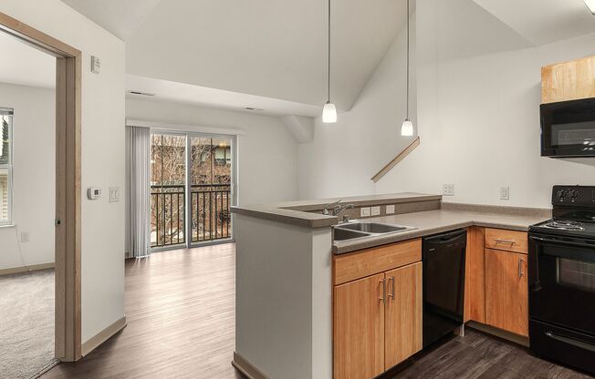 2 beds, 1 bath, 817 sqft, $1,495, Unit 602-301