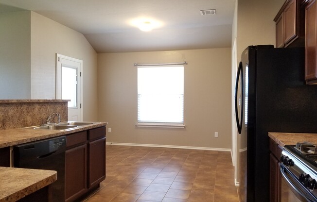 3 beds, 2 baths, $1,445