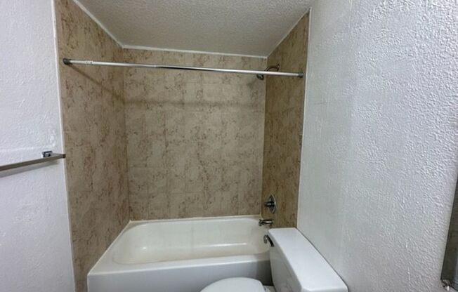 2 beds, 2 baths, 1,050 sqft, $1,995, Unit 103