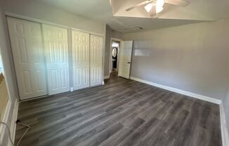 3 beds, 2 baths, $1,300