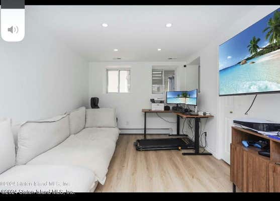 Studio, 1 bath, 850 sqft, $1,400