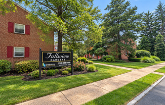 Fallsview Gardens