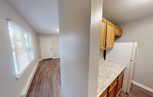 1 bed, 1 bath, 470 sqft, $825, Unit 1375 B