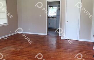 3 beds, 1 bath, $1,095