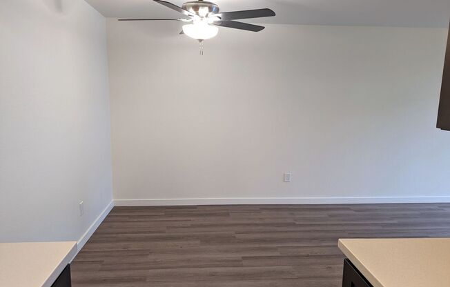 2 beds, 1 bath, 810 sqft, $2,095, Unit E107