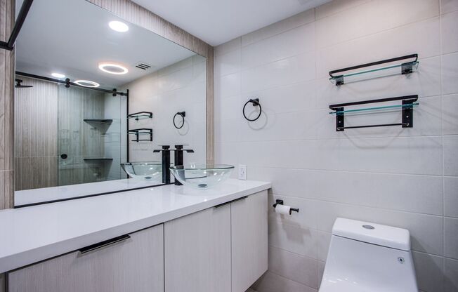 2 beds, 2 baths, $2,799, Unit # 1012