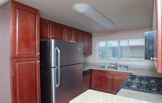 5540 Owensmouth Avenue