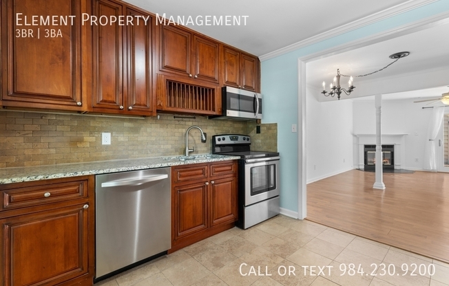 5423 PINE TOP CIR