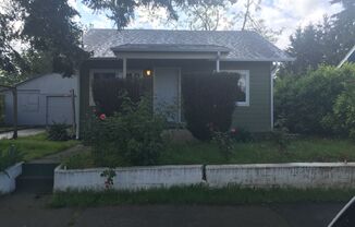 Lovely 2 Bedroom Home with Exterior Shop!