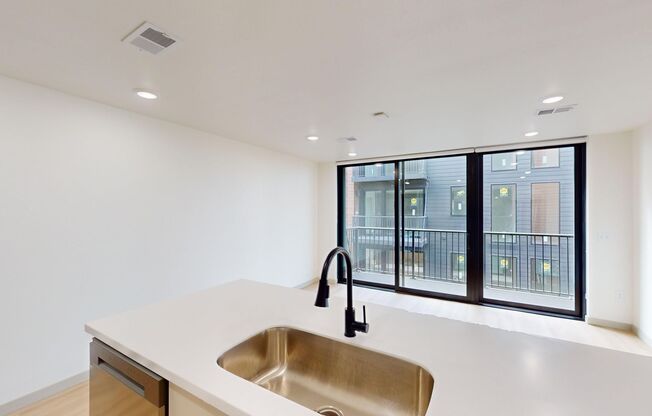 1 bed, 1 bath, 468 sqft, $810, Unit 3120-201