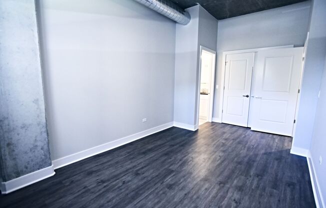 2 beds, 2 baths, 1,014 sqft, $4,300, Unit 3833-219