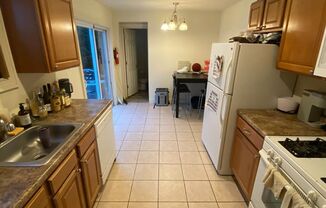 3 beds, 2.5 baths, $1,795