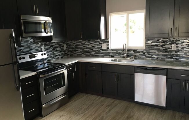 Discover 341-343 Angel in Sunnyvale, CA — a stylish 2-bedroom, 1-bath apartment