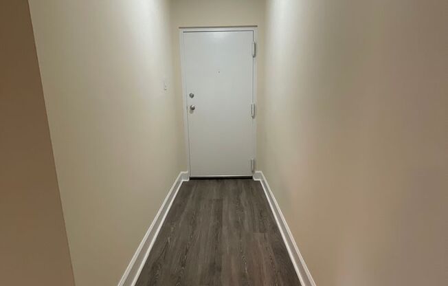 3 beds, 2 baths, 1,152 sqft, $2,350, Unit 14201 #104