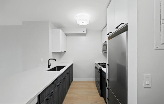 1 bed, 1 bath, $5,195, Unit 45H