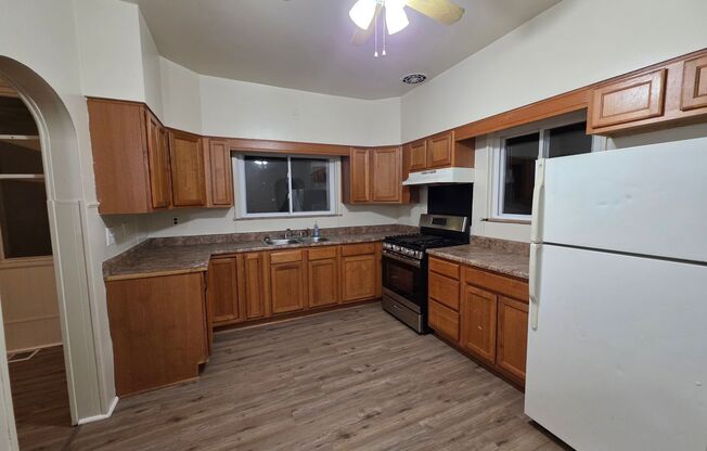 Updated 2 bedroom 1 bath house!