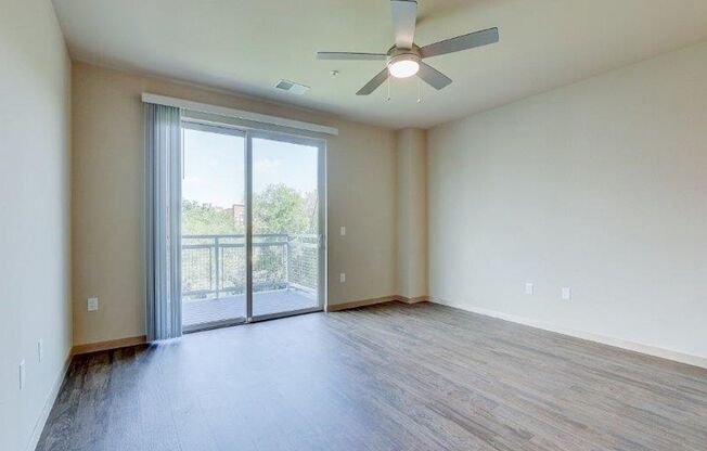 1 bed, 1 bath, 592 sqft, $1,625, Unit 418