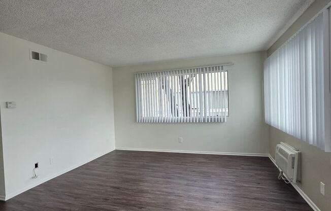 2 beds, 1 bath, 891 sqft, $2,410, Unit 480G