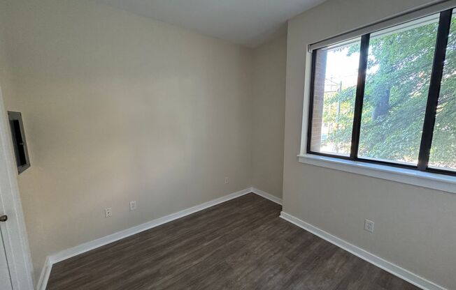 1 bed, 1 bath, $1,399, Unit UNIT 107