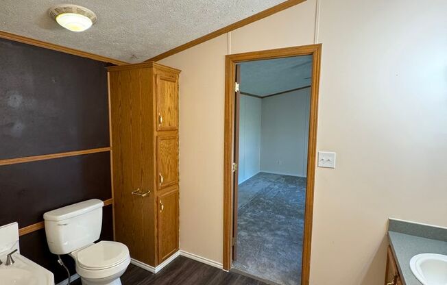 2 beds, 2 baths, $950