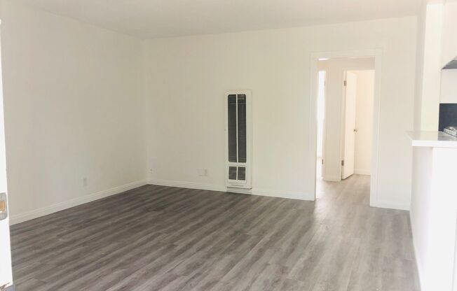 1 bed, 1 bath, $2,050, Unit 38