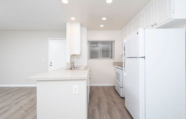 1 bed, 1 bath, 650 sqft, $2,095, Unit A17