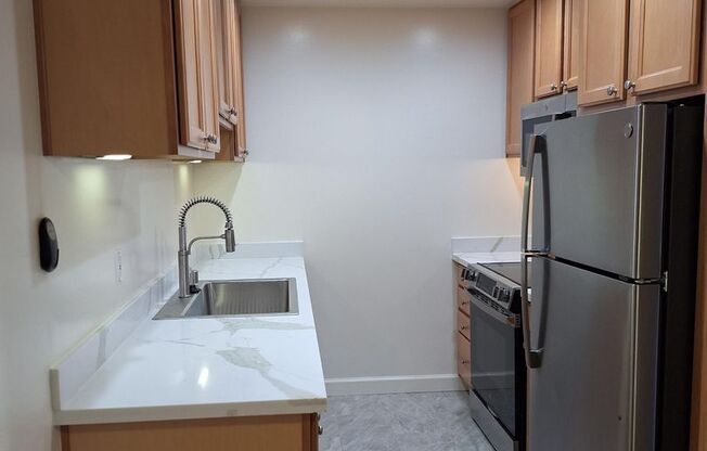 2 beds, 1.5 baths, 1,004 sqft, $2,640, Unit 20