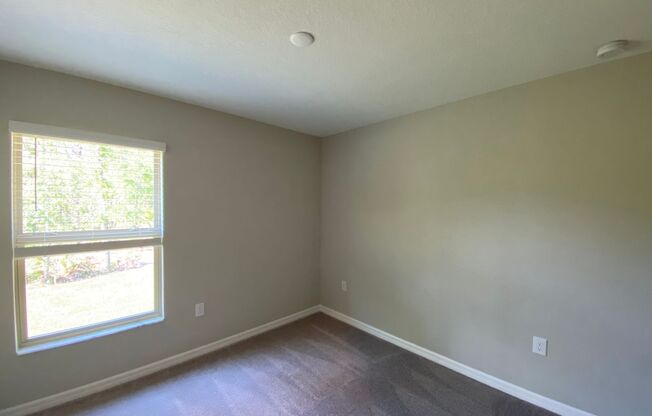 4 beds, 2 baths, $1,895