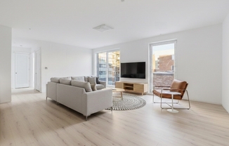 2 beds, 1 bath, 905 sqft, $5,000, Unit 510
