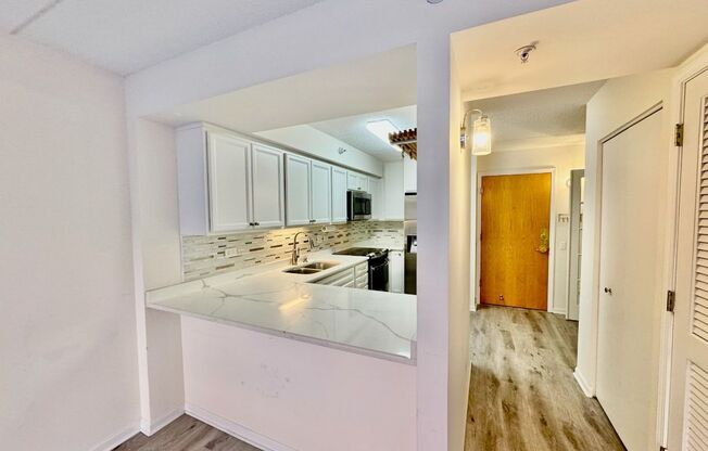 1 bed, 1 bath, $2,200, Unit Unit #305