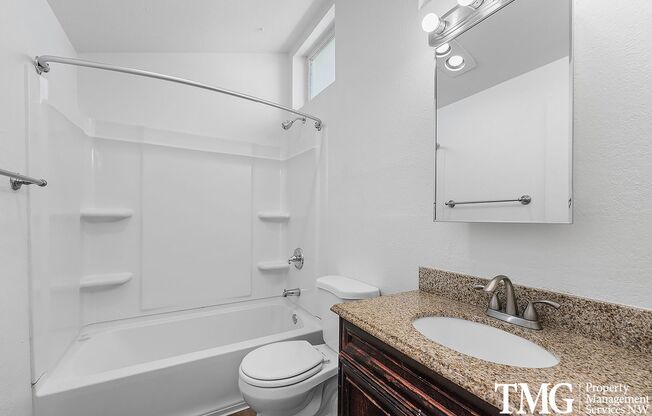 3 beds, 1.5 baths, 1,200 sqft, $1,725, Unit 1330-G5