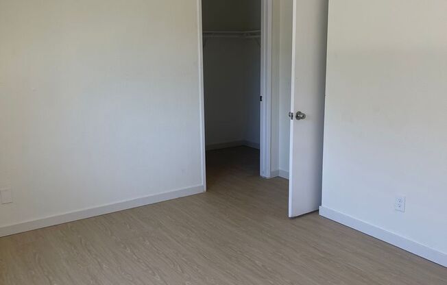 2 beds, 1 bath, $1,995