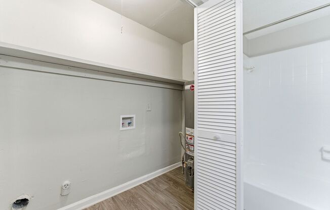 2 beds, 2 baths, 1,150 sqft, $1,427, Unit 84H