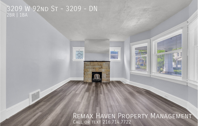 3209 W 92 ST