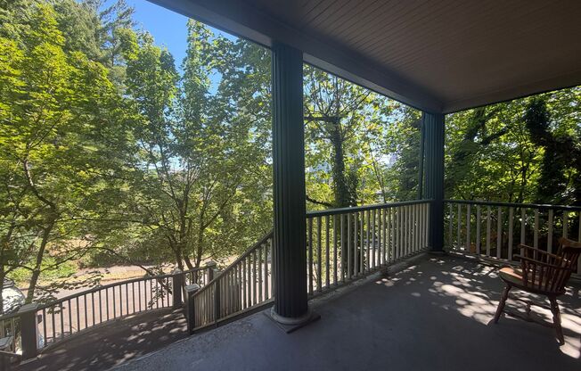 Hall Street Apartments
