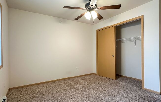 2 beds, 1 bath, 1,295 sqft, $1,440, Unit ML 515-11