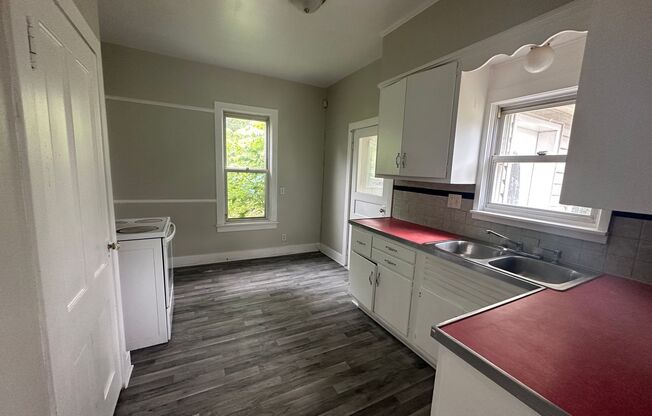 4 bed 1 bath South Bend - ACCEPTING SECTION 8