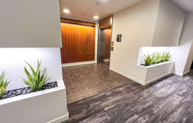 Studio, 1 bath, 460 sqft, $1,695, Unit 328
